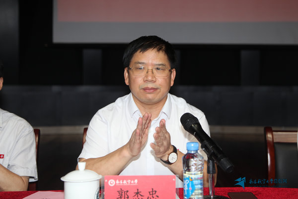 a5cb226852db4f4abe65e1a6d7a5da82.jpg