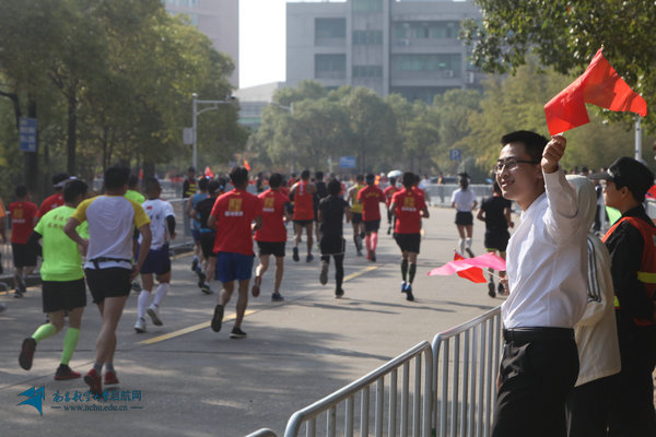 6eb8fc9021694c7f9808c740c2fad4da.JPG