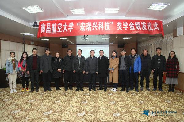 3cb8370d69b44cdfb3549eaf53bf031e.jpg