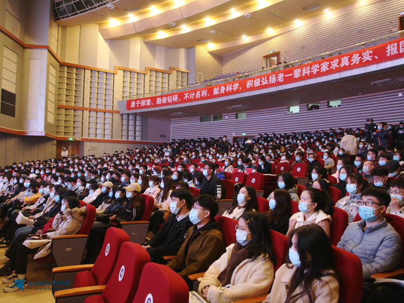 f28abf2b18f14f788cfabca52976e097.jpg