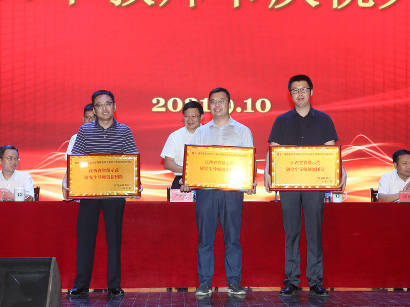 3ac57d07c6814fe2bae2e8e0183b858c.jpg