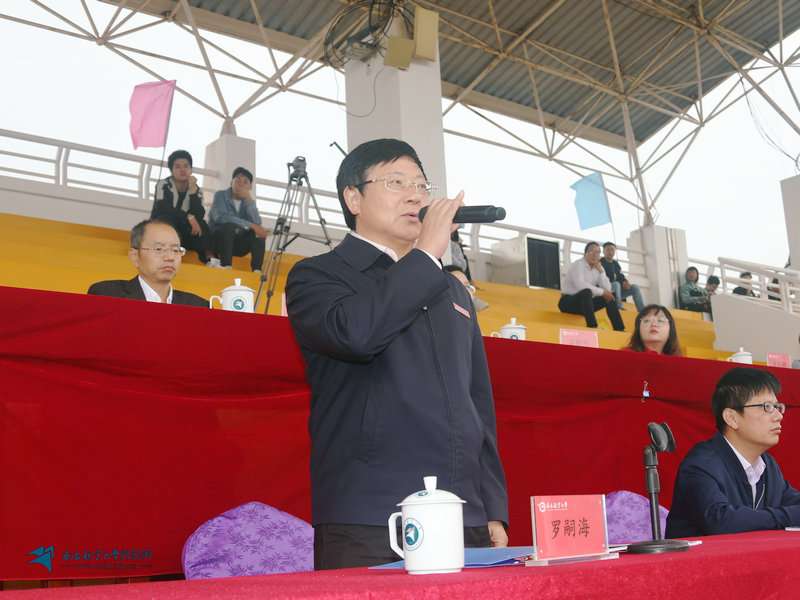 9ac1f263ee334b10a4d899fd597ac6a7.jpg